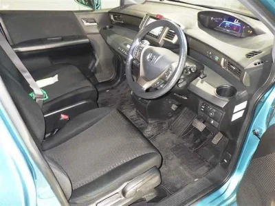 Honda Freed Spike