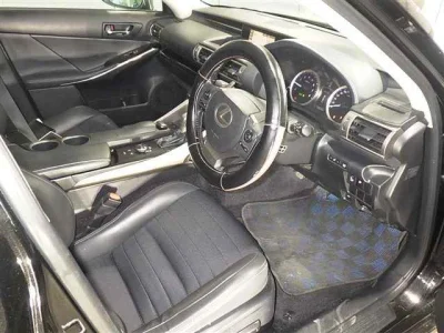 Lexus IS300h