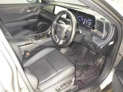 Toyota Crown Crossover
