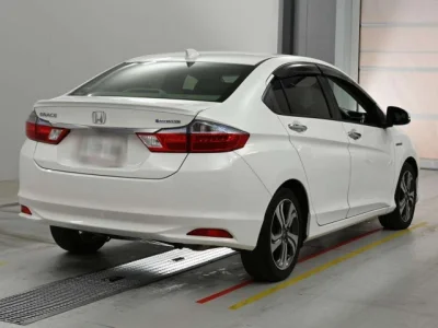 Honda GRACE