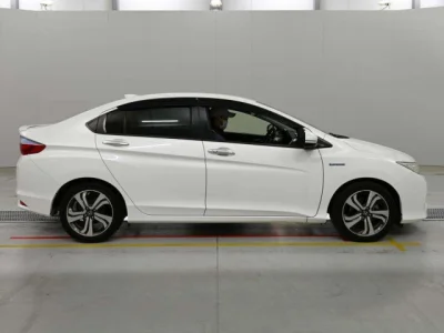 Honda GRACE