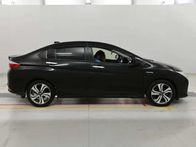 Honda GRACE
