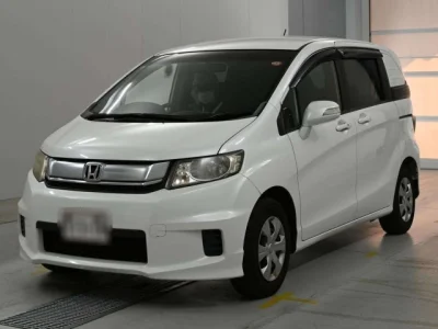Honda Freed Spike