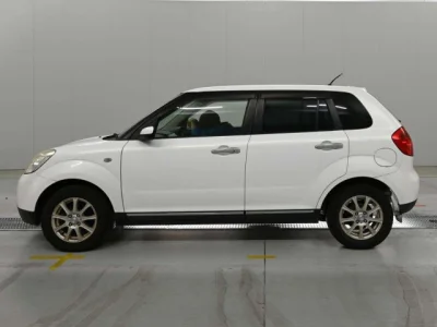 Mazda Verisa