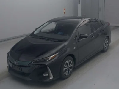 Toyota Prius PHV