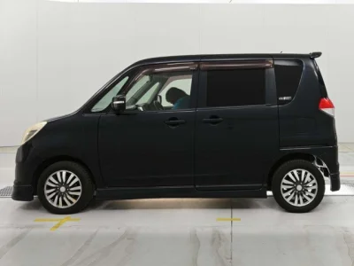 Mitsubishi Delica D:2