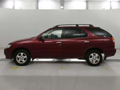 Nissan R'nessa