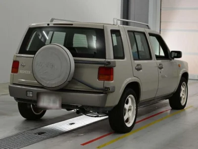 Nissan Rasheen