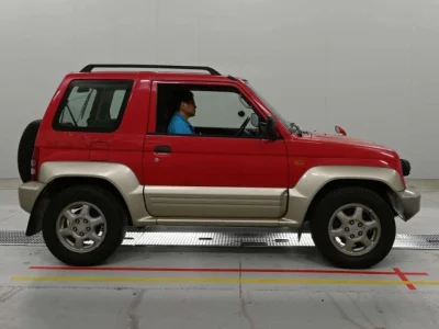 Mitsubishi Pajero Junior