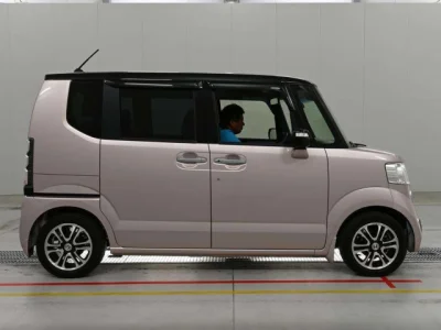 Honda N BOX PLUS