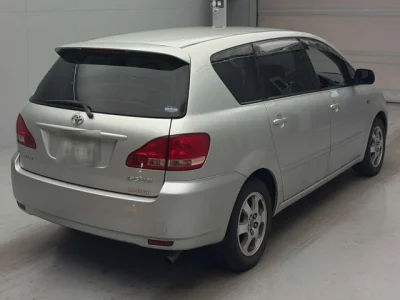 Toyota Ipsum