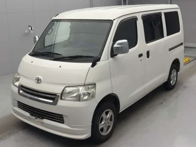 Toyota LiteAce Van