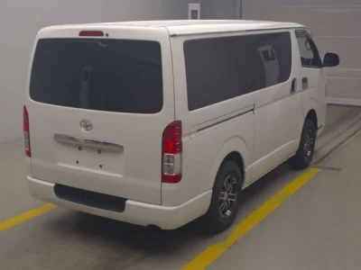 Toyota RegiusAce