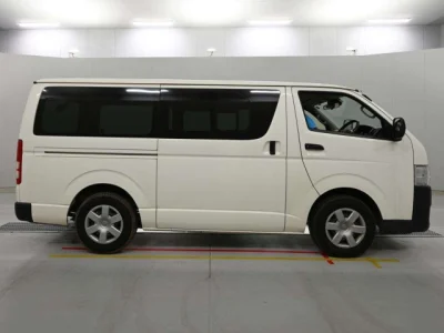 Toyota RegiusAce