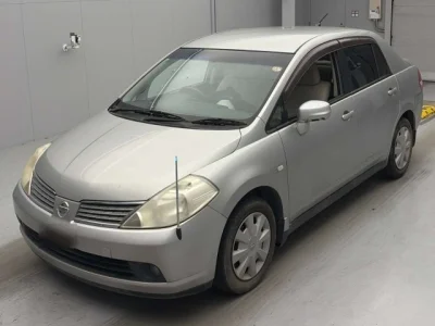 Nissan Tiida Latio