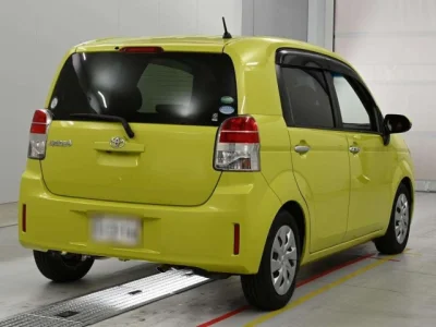 Toyota Spade