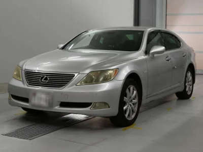 Lexus LS460L