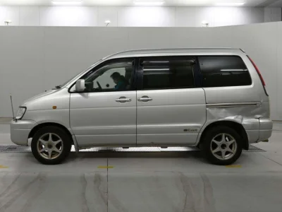 Toyota Lite Ace Noah