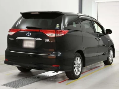 Toyota Estima Hybrid