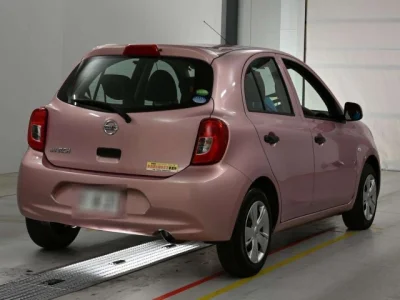 Nissan March