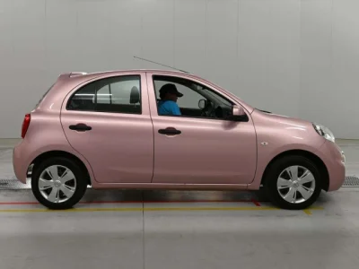 Nissan March