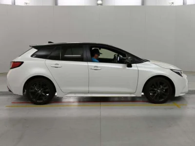 Toyota Corolla Touring Sports
