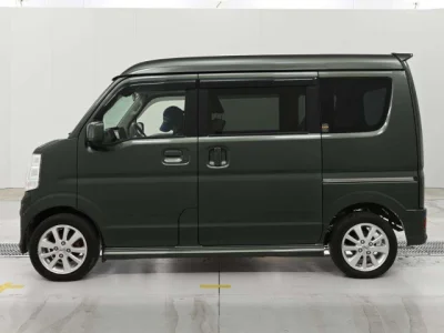 Nissan NV100 Clipper Rio