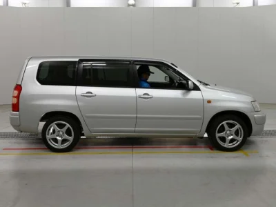 Toyota Succeed