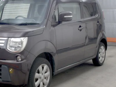 Suzuki MRWAGON
