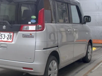 Suzuki Spacia