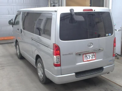 Toyota RegiusAce