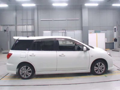 Nissan WINGROAD