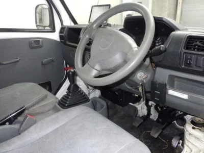 Nissan Clipper Truck