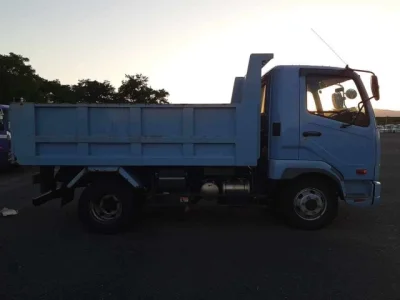 Mitsubishi FUSO FIGHTER