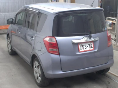 Toyota Ractis