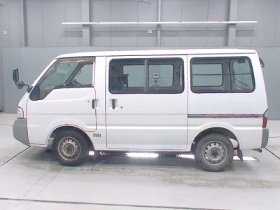 Mazda Bongo Van