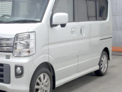 Nissan NV100 Clipper Rio