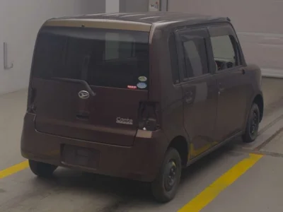 Daihatsu Move Conte