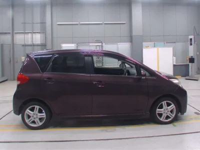 Subaru TREZIA