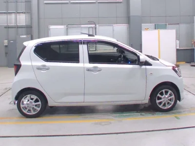 Daihatsu MIRA E S
