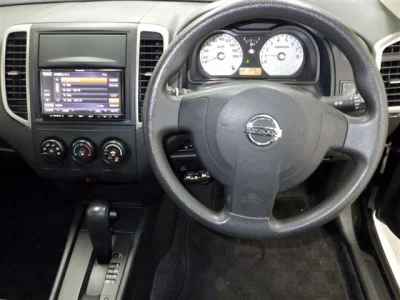 Nissan WINGROAD