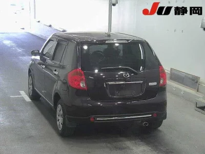Mazda Verisa