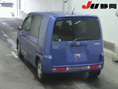 Honda Mobilio Spike
