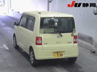 Daihatsu Move Conte