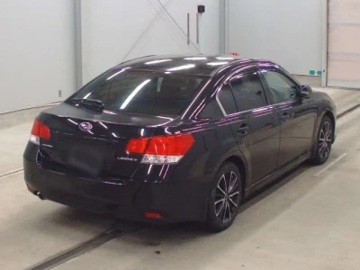 Subaru Legacy B4