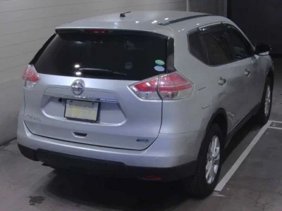 Nissan X-TRAIL