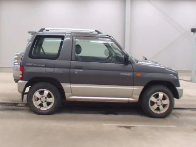 Mitsubishi Pajero Mini