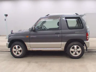 Mitsubishi Pajero Mini