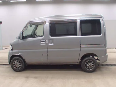 Mitsubishi Minicab Van