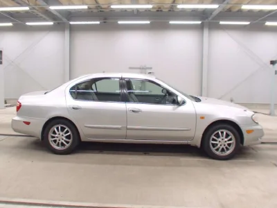 Nissan Cefiro